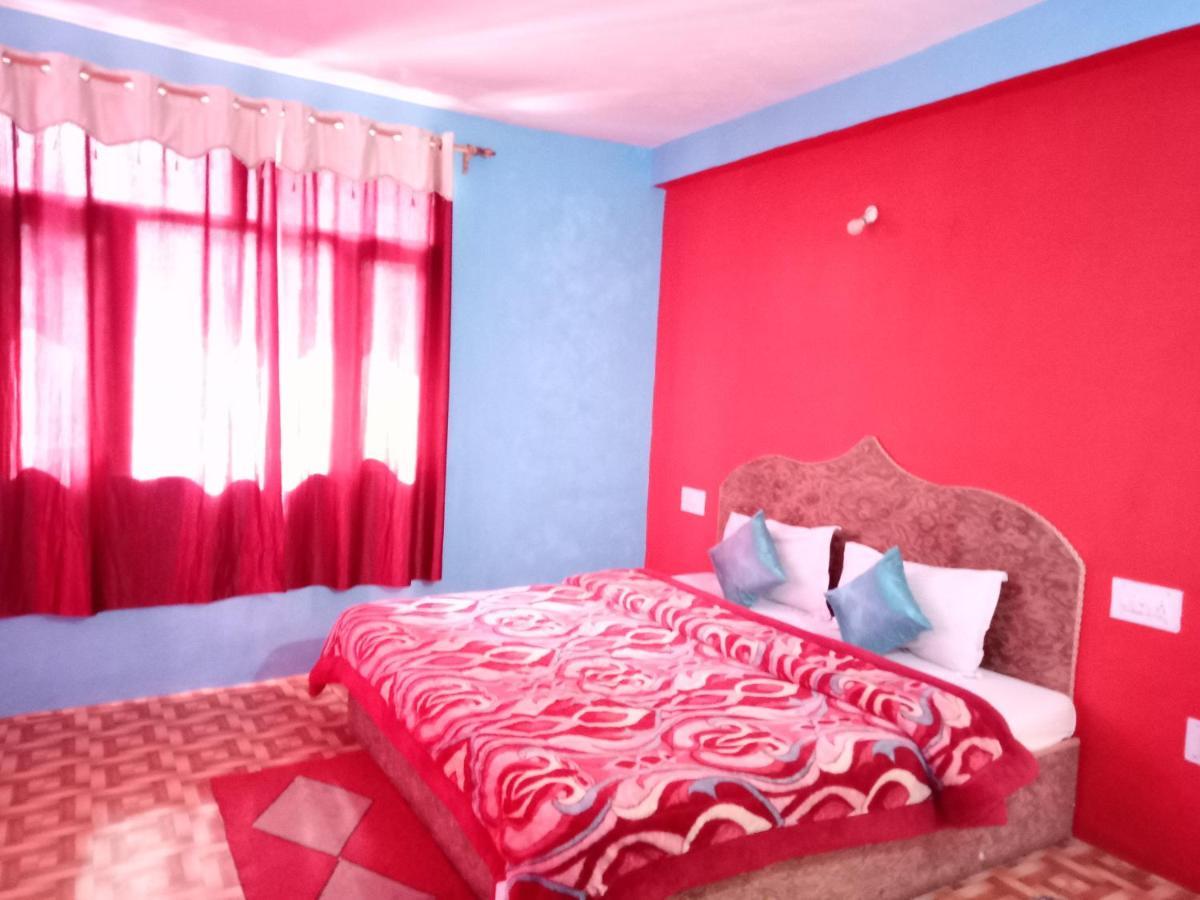 Non Stop Cafe Hostel & Stay Manāli Dış mekan fotoğraf