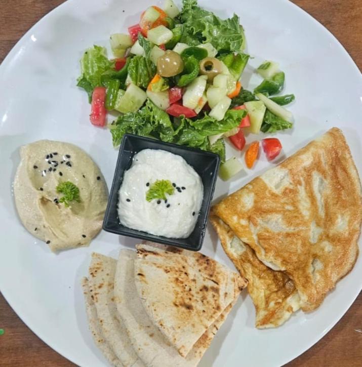 Non Stop Cafe Hostel & Stay Manāli Dış mekan fotoğraf